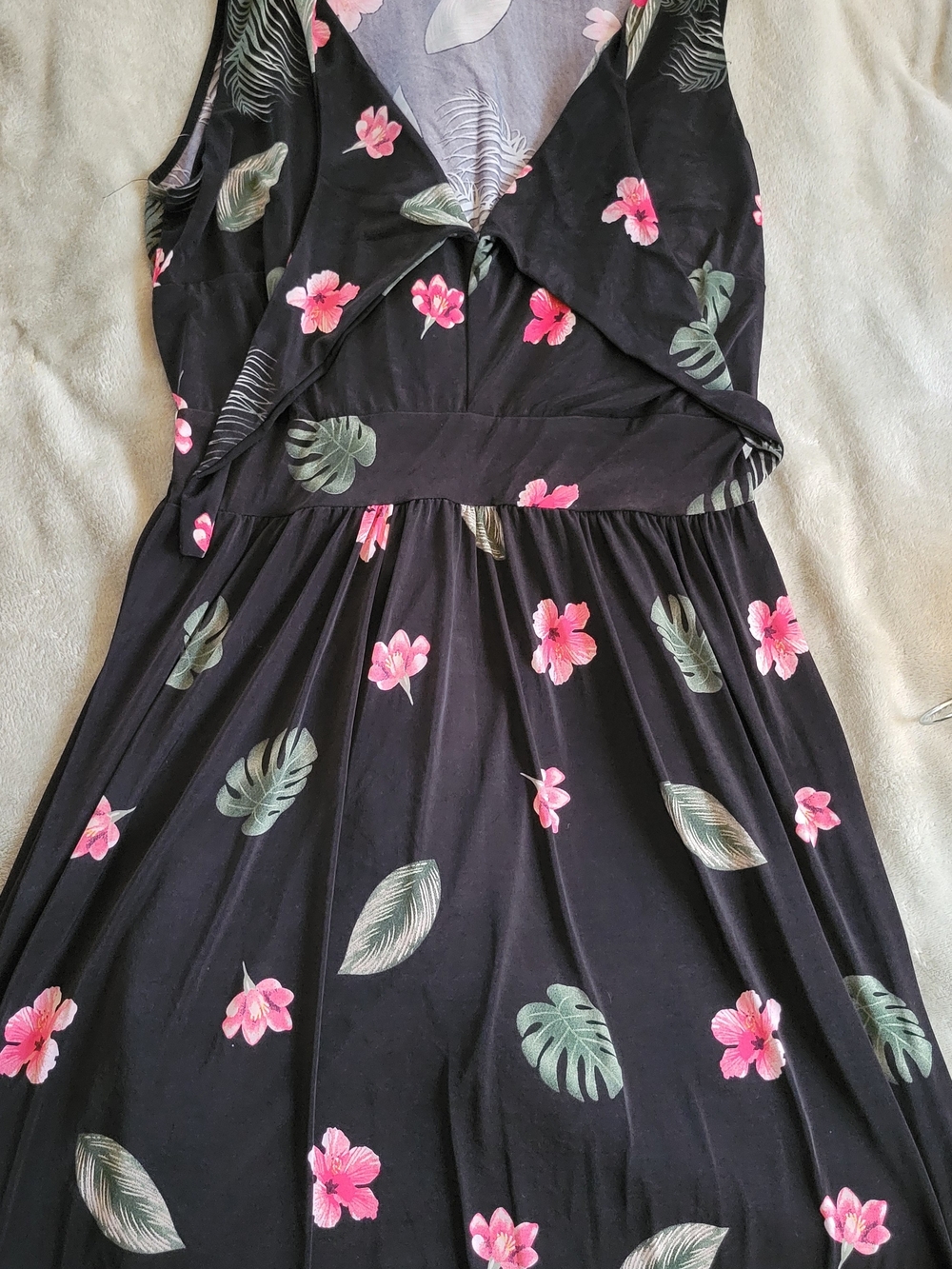 Black Floral Sleeveless Stretch Maxi Dress with Pink Hibiscus Print